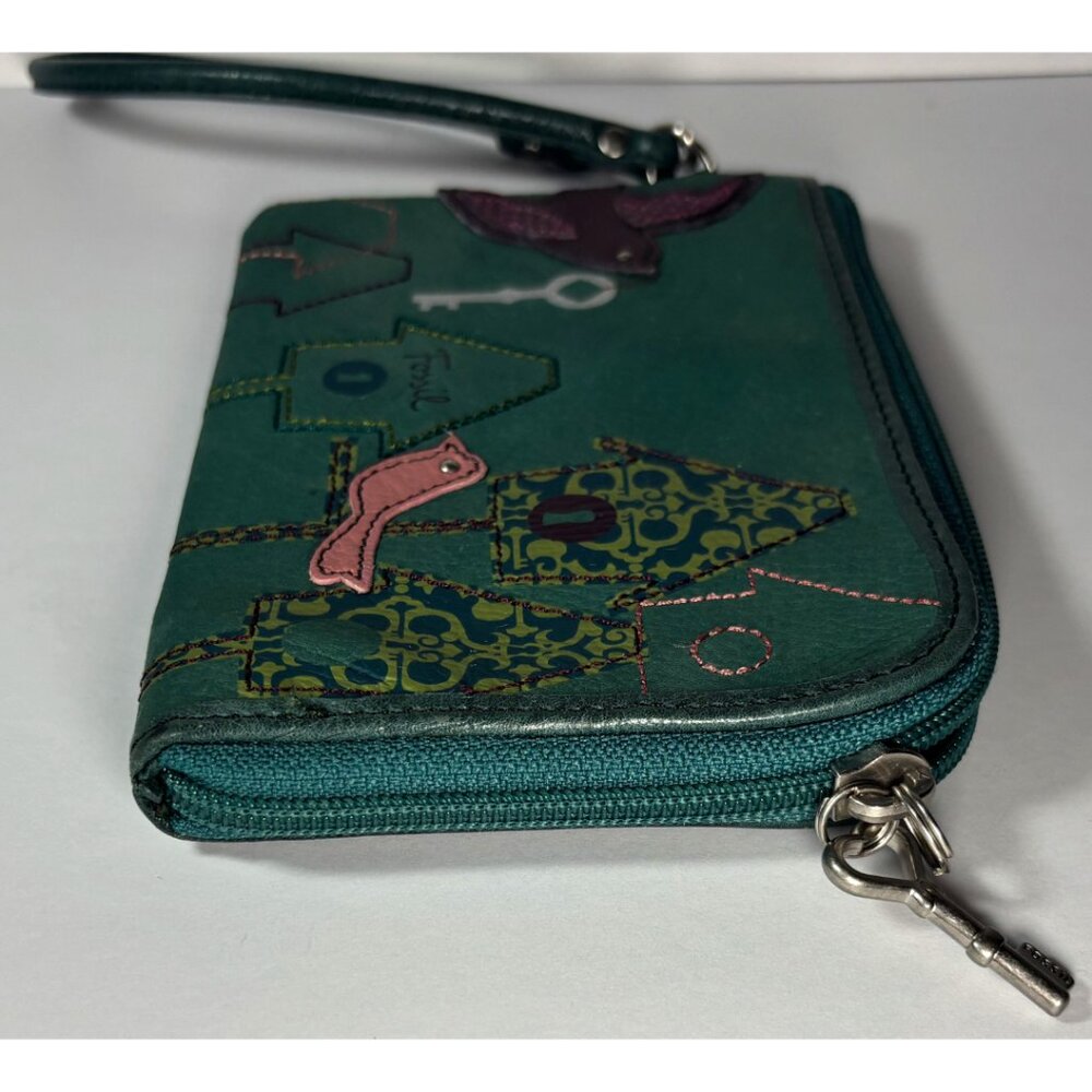 Fossil Genuine Leather Green Rectangular Wristlet… - image 4